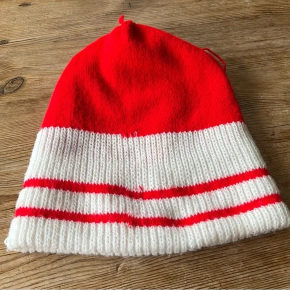 Vintage Red Wings Beanie! - Picture 4 of 4
